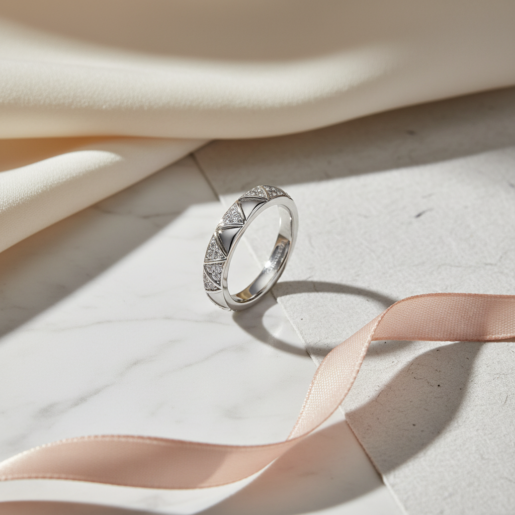 925 Sterling Silver Geometric Sparkle Band Ring flat-lay